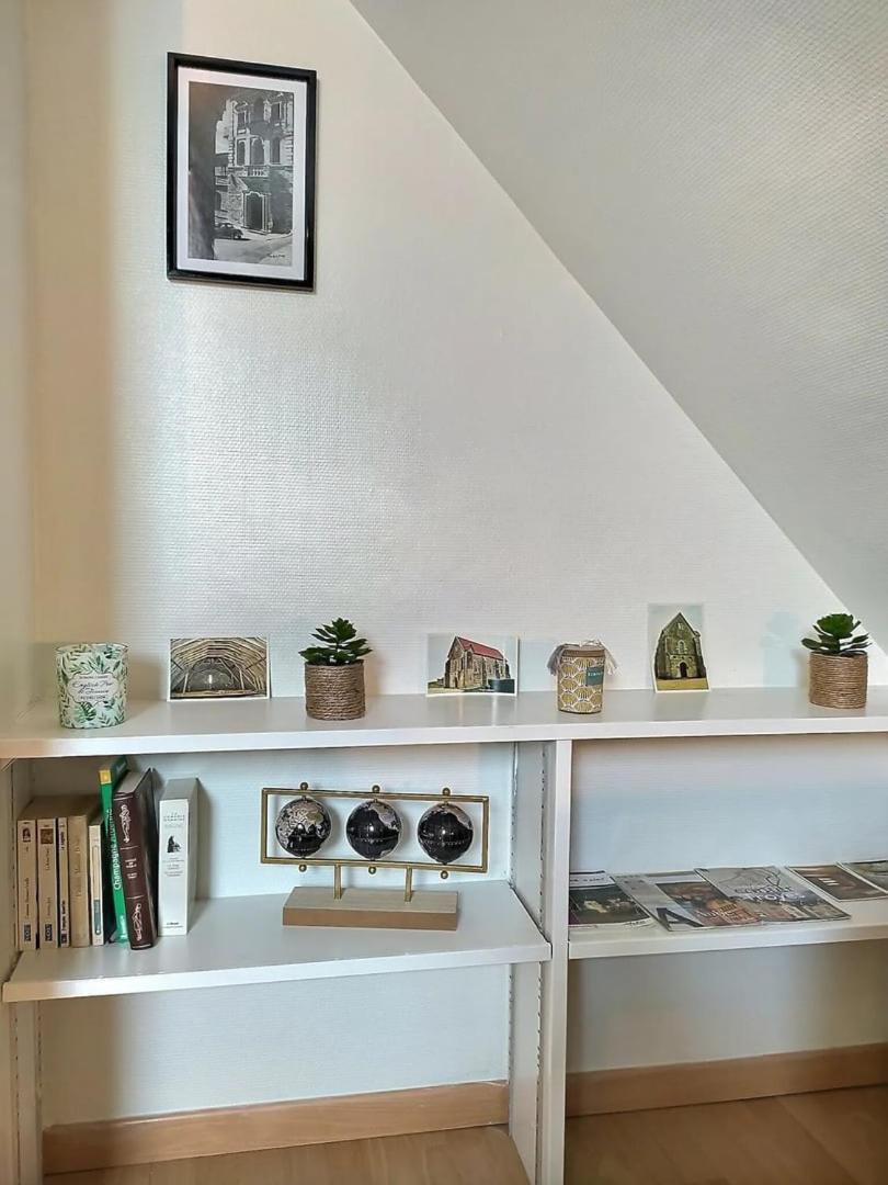 Le Travel - Appartement Equipe Proche Centre Et Yschools ทรัวส์ ภายนอก รูปภาพ